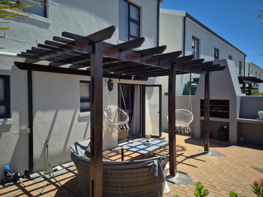 3 Bedroom Property for Sale in Onverwacht Western Cape